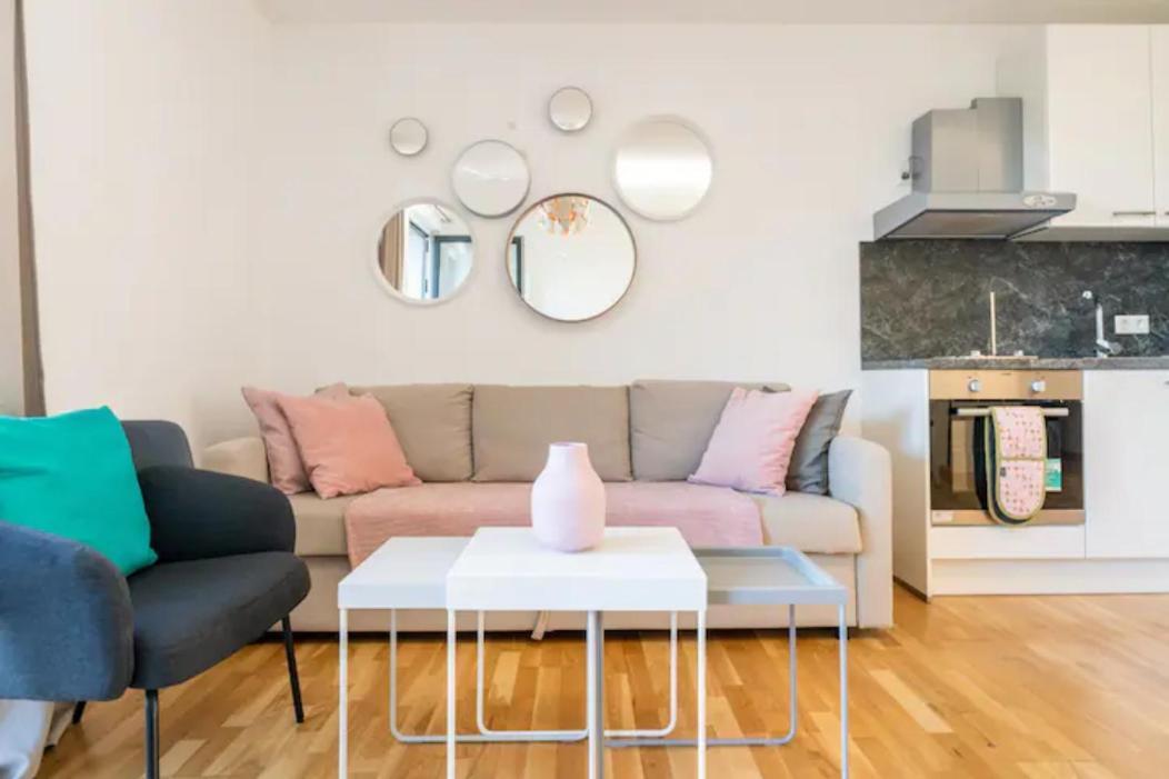 Near Lake Fully Furnished Beautiful Apartment Wien Exterior foto